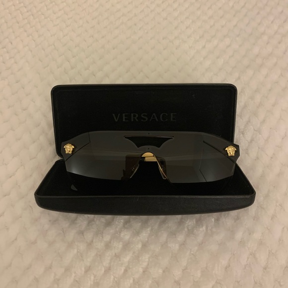 VERSACE sunglasses - Picture 2 of 11